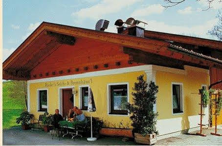 Und Rieder Gmbh Penzion 3*